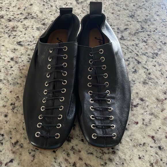 Free People Womens Lace Up Square‎ Toe Slip On Flat Shoes Black Size 38 US 7.5 - Picture 2 of 6